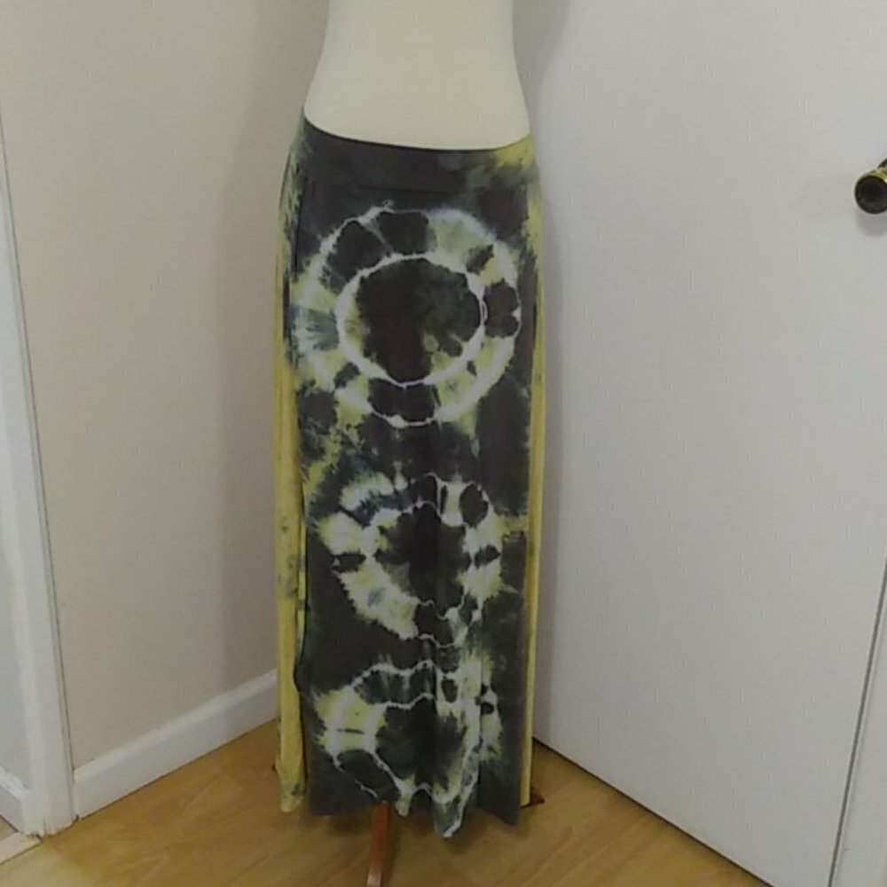 L LOVE TANJANE Maxi Skirt EE44 2895